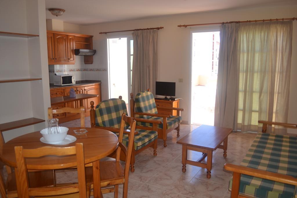 Arena Sol Apartment Puerto de Santiago  Room photo